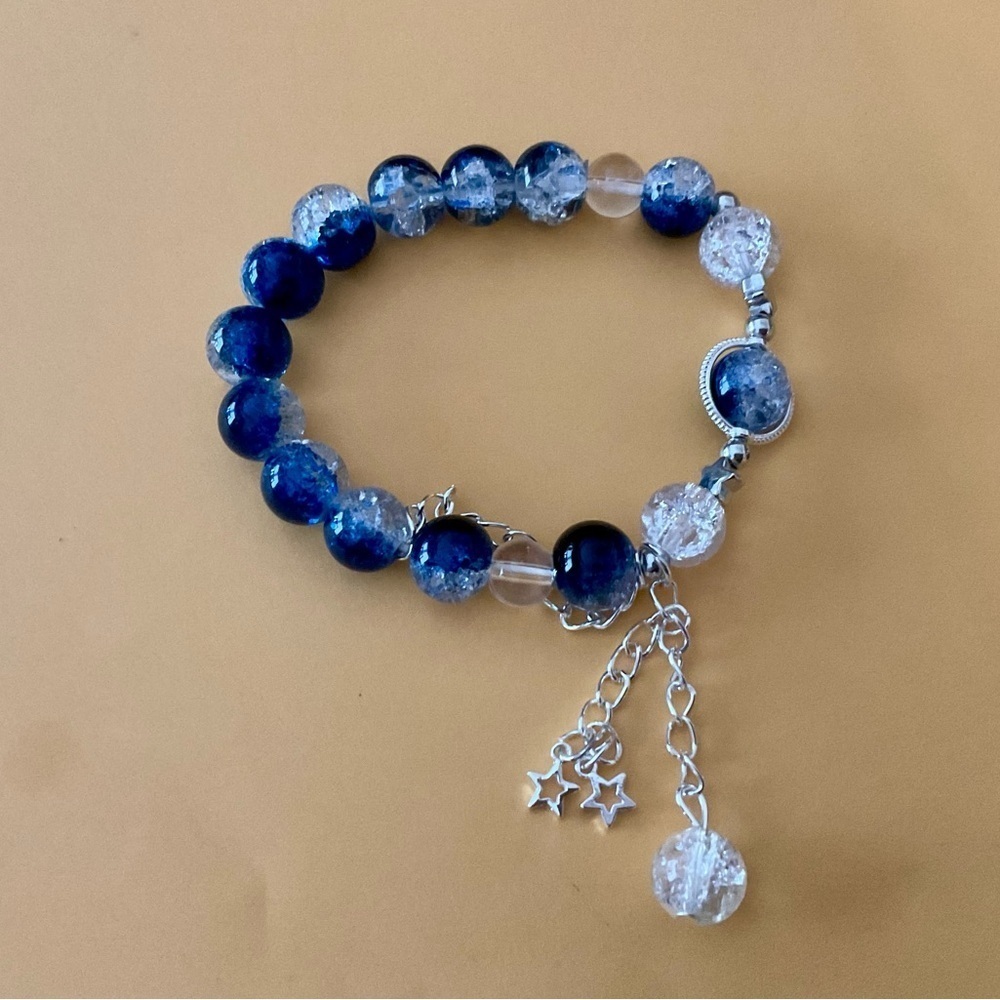 Beautiful Sparkling Blue Beaded Charm stretch bracelet, BN!